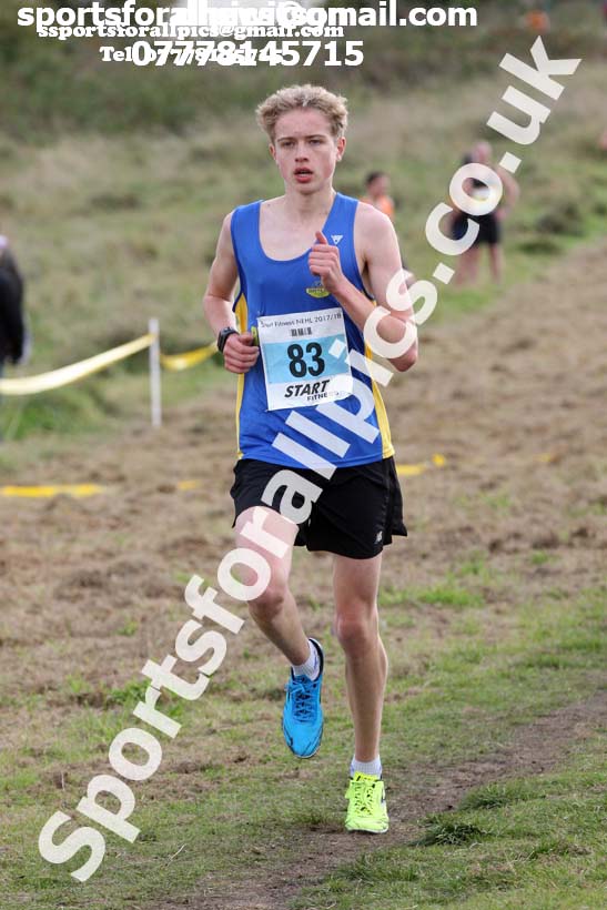 Mens under-17s Start Fitness North Eastern Harriers League, Wrekenton, Gateshead. Photo:  David T. Hewitson/Sports for All Pics